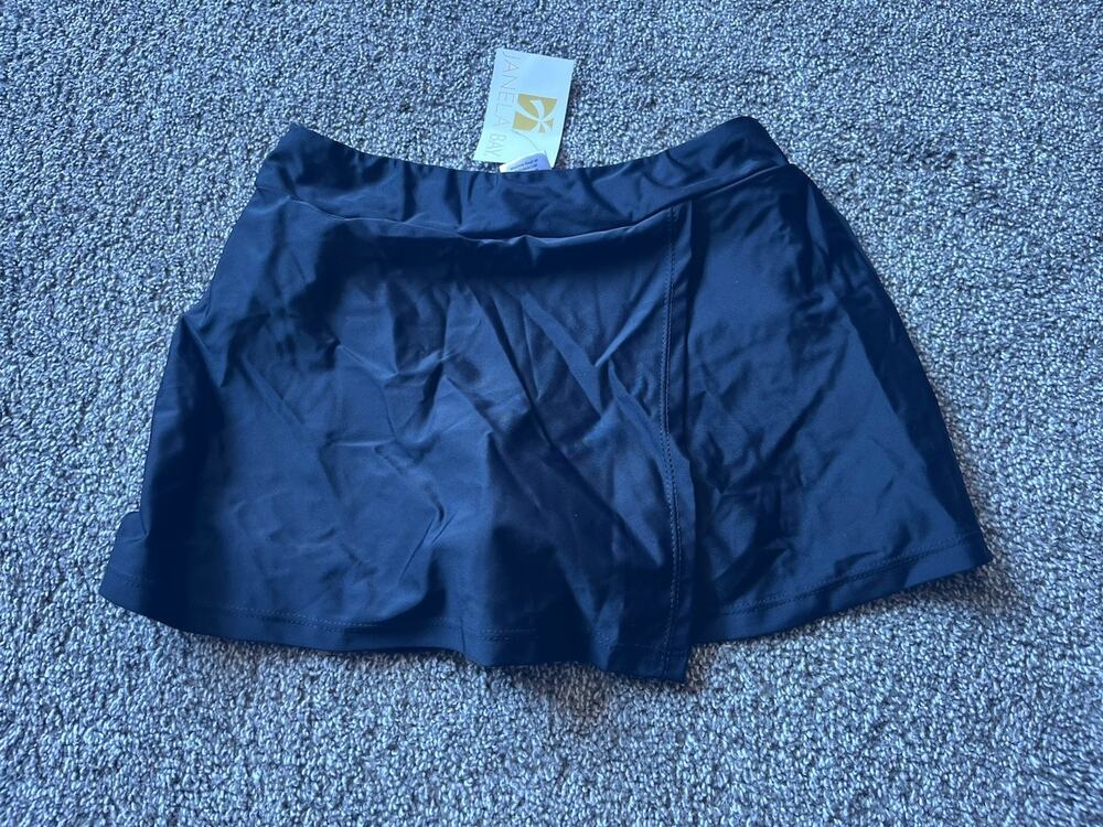 Janela Bay High Skort Swim Bottom NWT Black Size Small G6